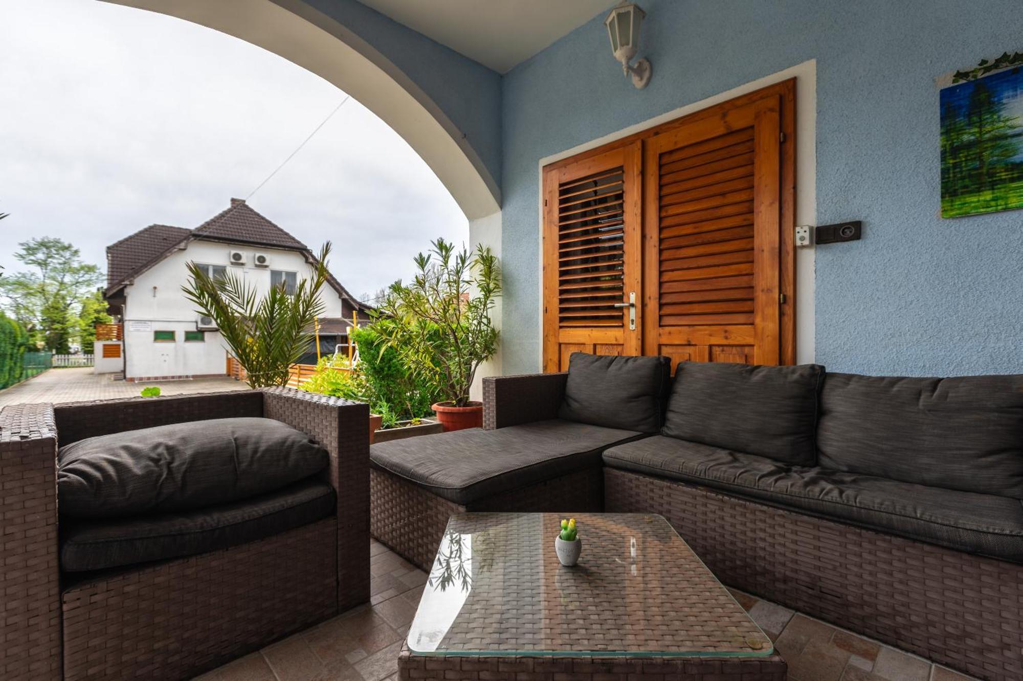 Janika Pension Vonyarcvashegy Εξωτερικό φωτογραφία