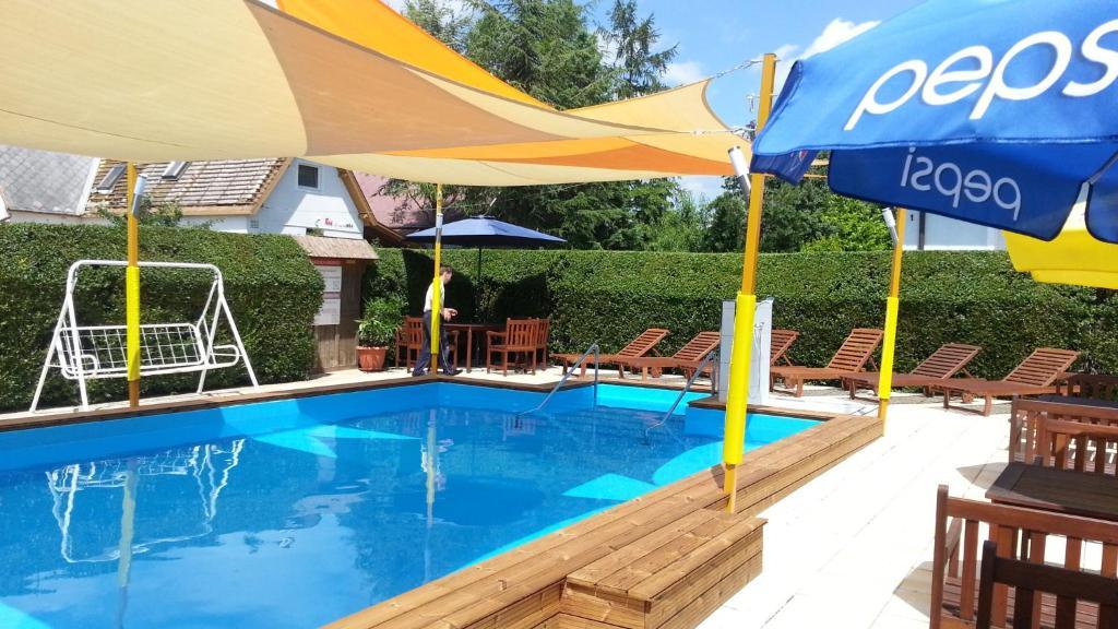 Janika Pension Vonyarcvashegy Εξωτερικό φωτογραφία
